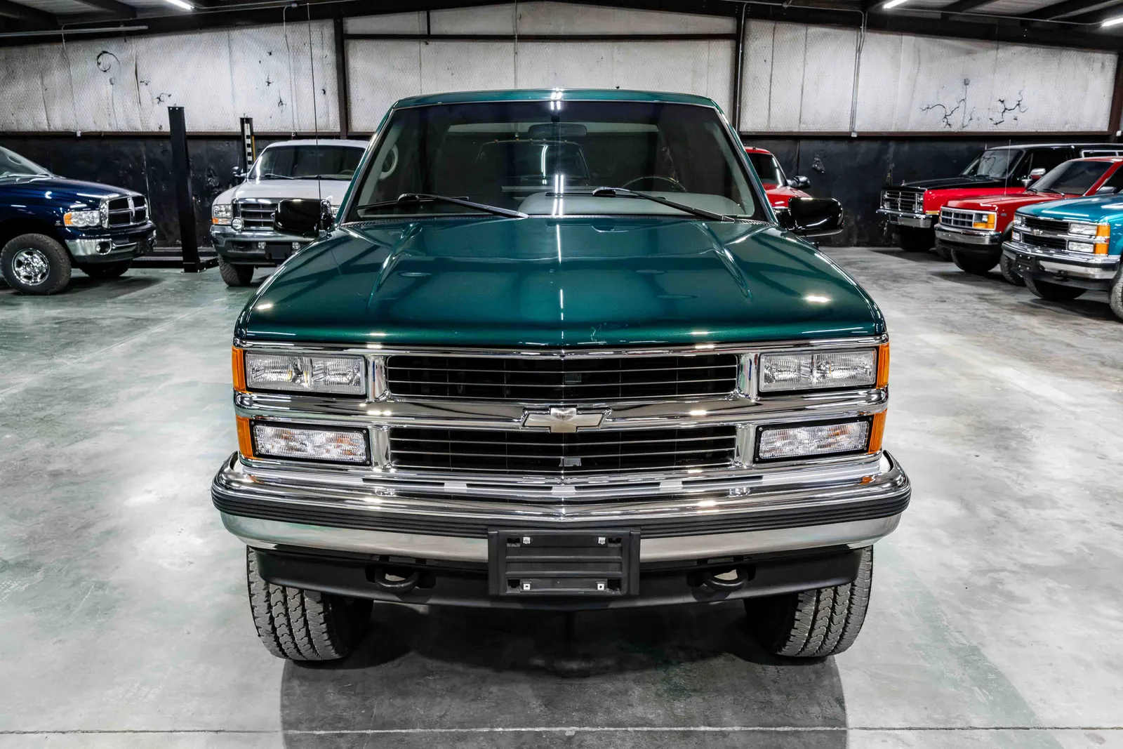 1995-Chevrolet-K1500-Emerald Green Metallic-223119-40.jpg